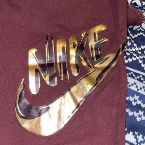 Maroon Nike Capri leggings
